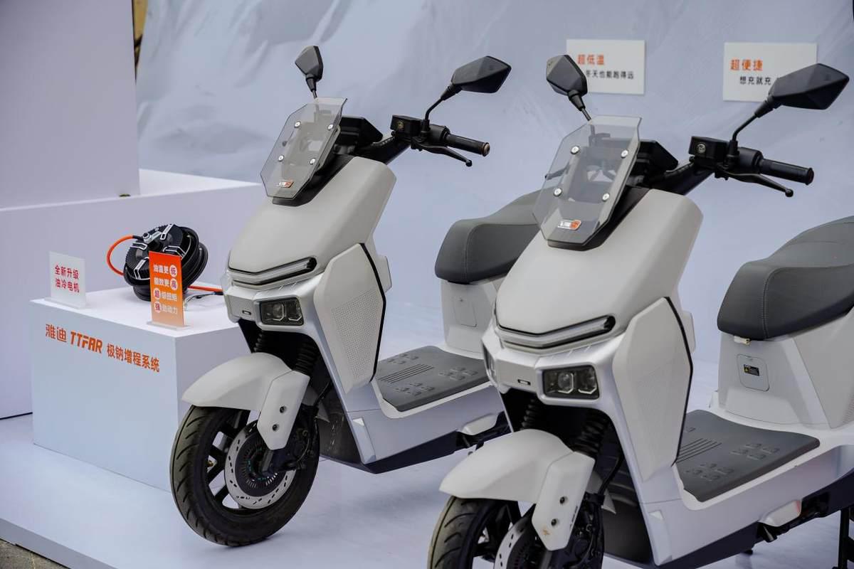 雅迪冠能S：王義川也關注的電動車？挑戰長續航，電池耐用三年！